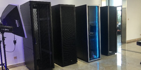 機柜廠家哪家好？找精致機柜廠家！